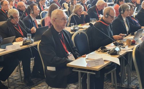 Przewodniczący Episkopatu podsumował drugi dzień obrad synodalnych w Pradze