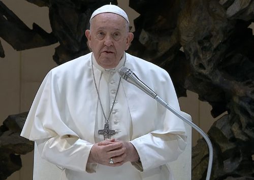 Papież do Polaków: W Adwencie otwórzcie się na Chrystusa i na drugiego człowieka